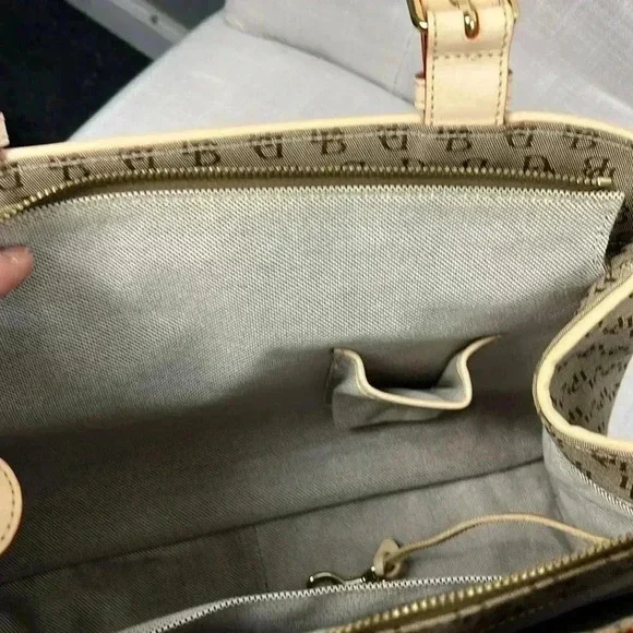 Vintage Dooney & Bourke Buckle Satchel Tote Bag Purse DB Signature Leather Trim - Picture 9 of 16